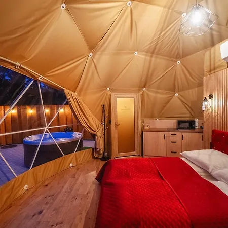 Diamond Glamp & Jacuzzi Luxury tent