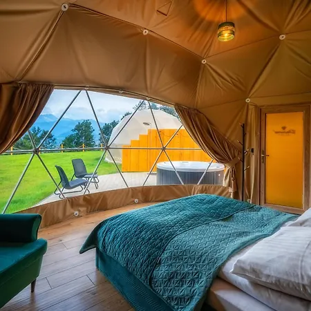 Luxury tent Diamond Glamp & Jacuzzi Zakopane