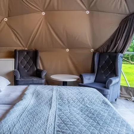 Luxury tent Diamond Glamp & Jacuzzi Zakopane