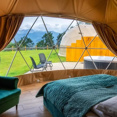 Розкішний намет Diamond Glamp & Jacuzzi