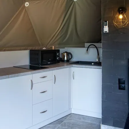 Diamond Glamp & Jacuzzi Розкішний намет Закопане